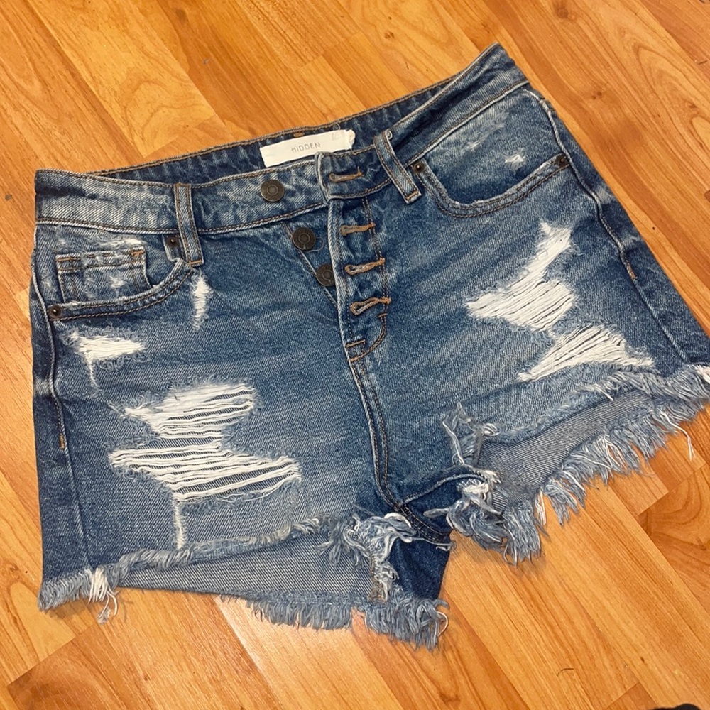 Ripped Jean shorts